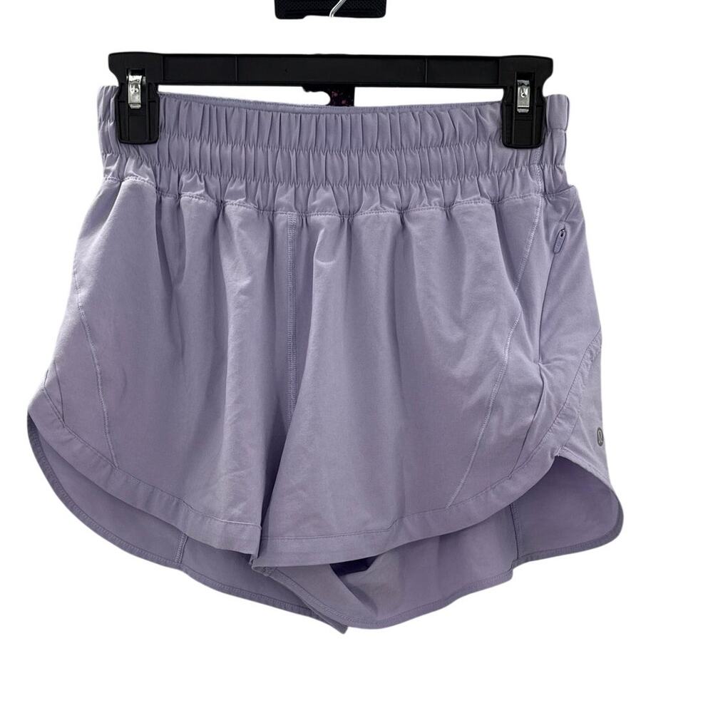 Lululemon Womens 3 Inch Inseam Hydrangea Shorts 6